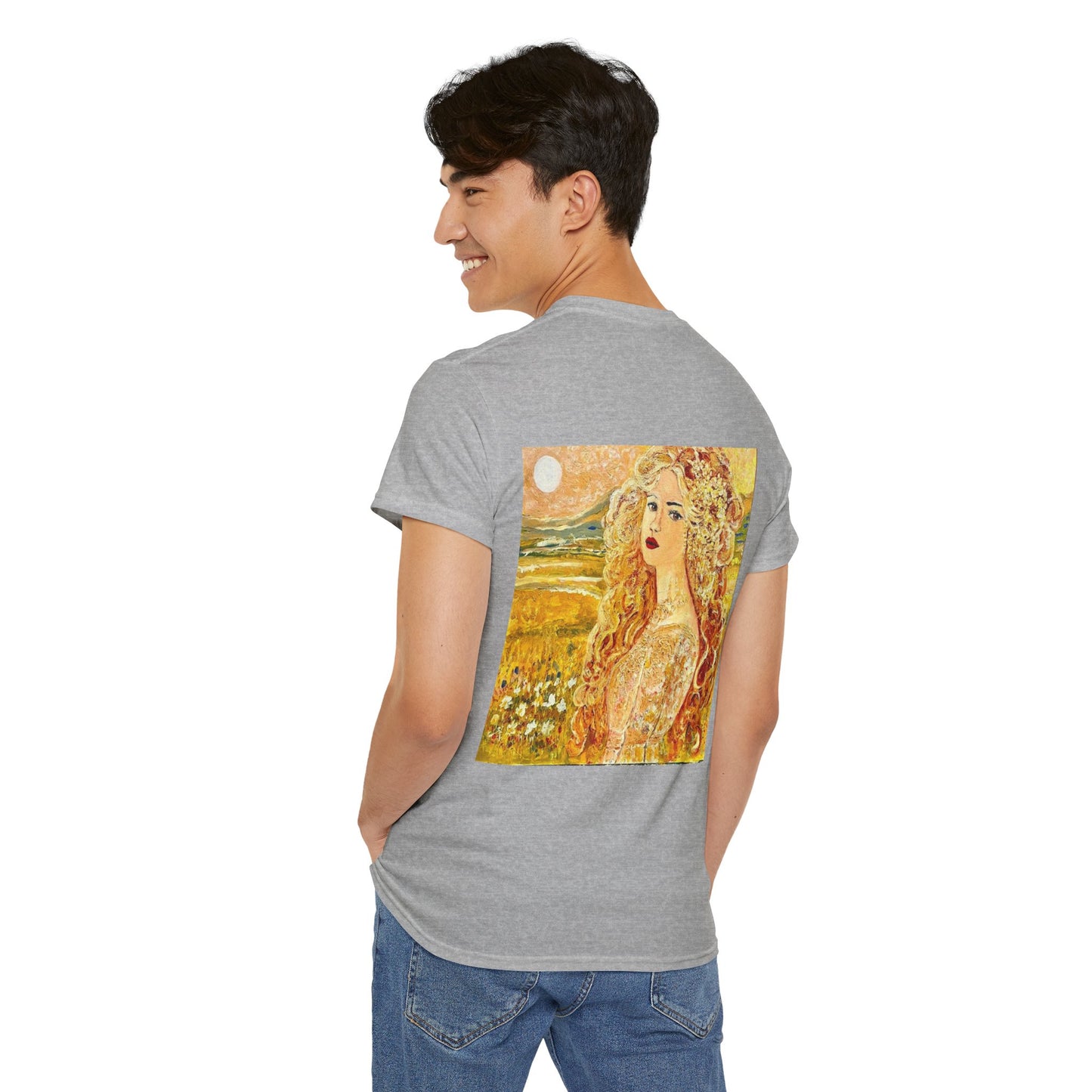 Queen of Summer- Amazing Unisex Heavy Cotton Short Sleeve Tee Shirts!