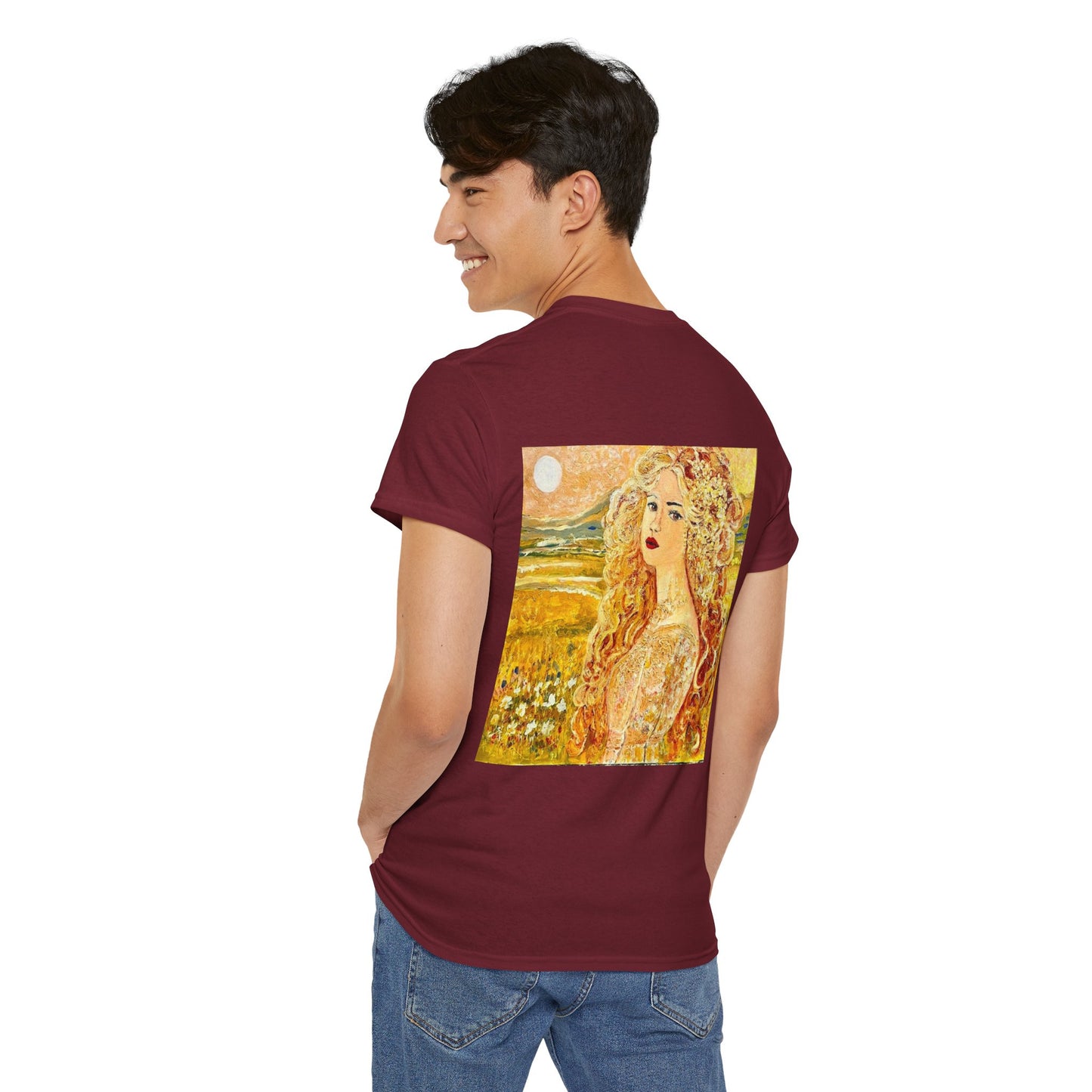 Queen of Summer- Amazing Unisex Heavy Cotton Short Sleeve Tee Shirts!